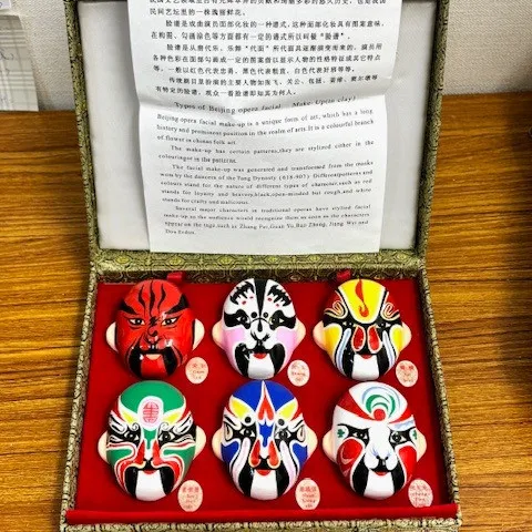 本日は【中国伝統工芸品】をお買取いたしました。